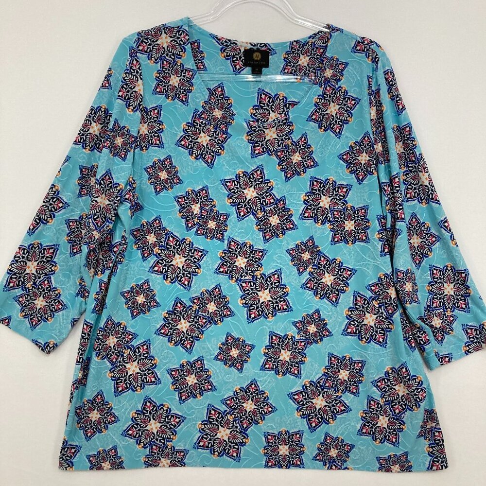 JM Collection size 1X‎ Blue Multi Geometric Stretch Knit 3/4 Sleeve Pullover Top